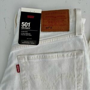 NWT Levi's 501 White Skinny Jeans with Signature Red Tag